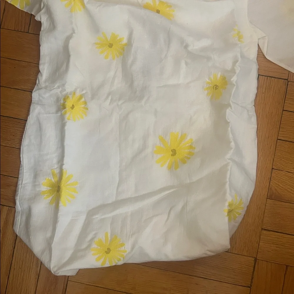 Something navy White Dress with Yellow Floral Pattern sz s nwt - Picture 3 of 4